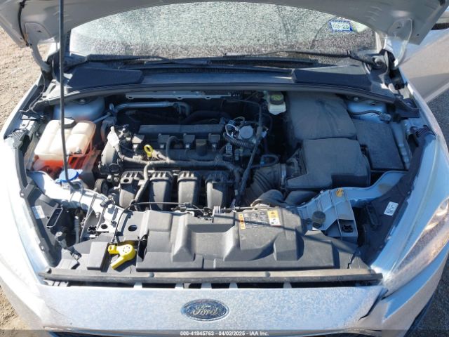 1FADP3F29HL263353 Ford FOCUS SE
