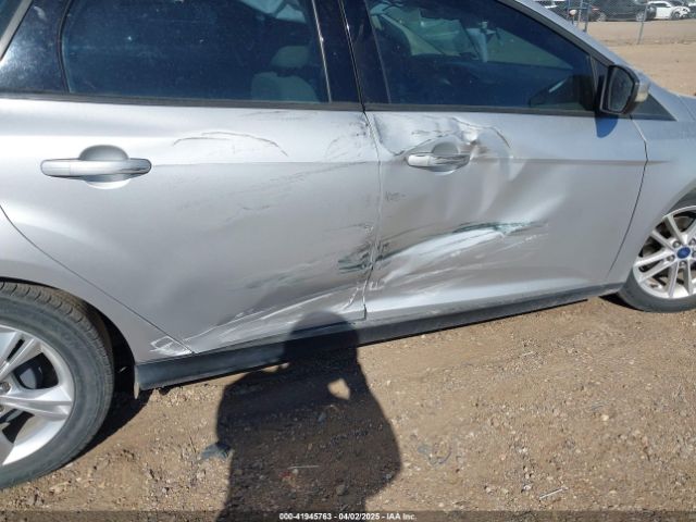 1FADP3F29HL263353 Ford FOCUS SE