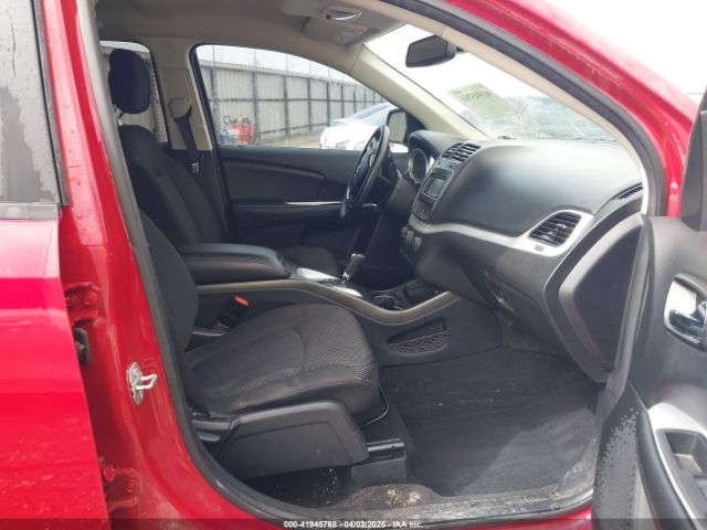 3C4PDCBB8KT707954 Dodge JOURNEY SE