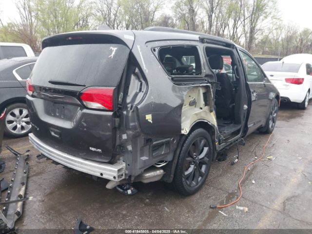 2018 CHRYSLER PACIFICA 2C4RC1EG8JR321821 Photo 3