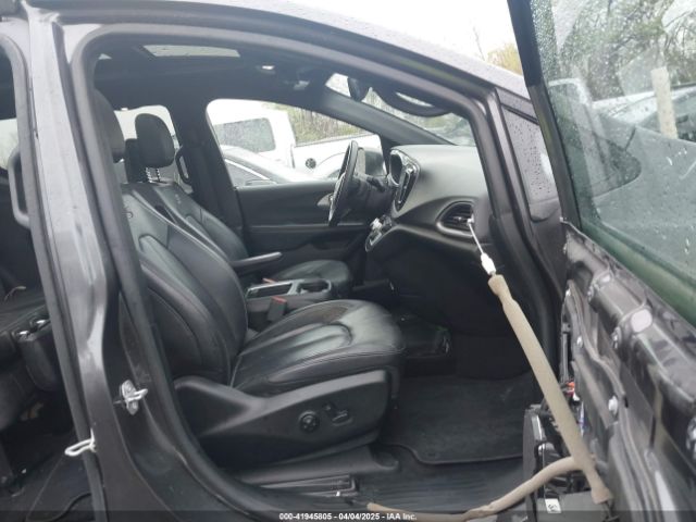 2018 CHRYSLER PACIFICA 2C4RC1EG8JR321821 Photo 4