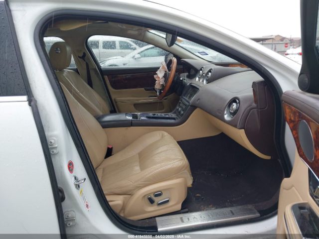 2012 JAGUAR XJ SAJWA1CB7CLV35339 Photo 4