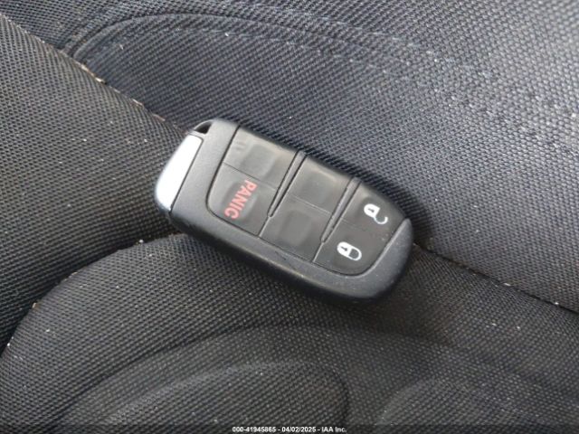 ZACNJCBB1MPM14226 Jeep Renegade Latitude Fwd