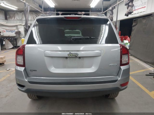 1C4NJCEA5HD117079 Jeep Compass Latitude Fwd