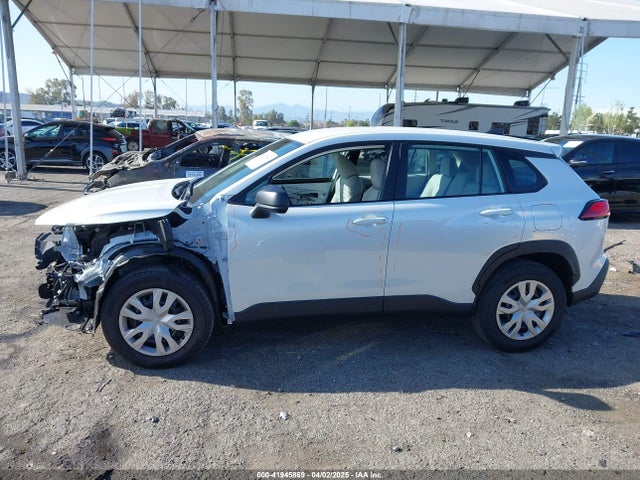 Toyota Corolla Cross L 2025 7MUAAAAG1SV124349 Image 15
