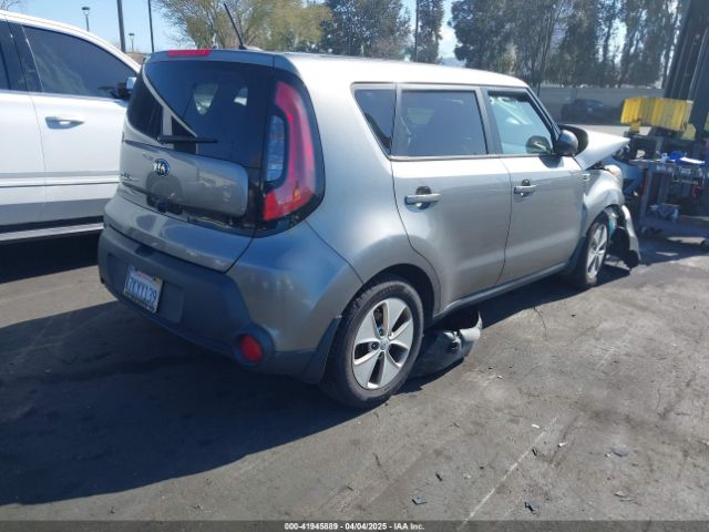 KNDJN2A21F7217008 KIA Soul
