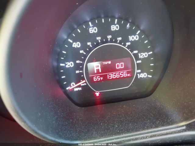 KNDJN2A21F7217008 KIA Soul