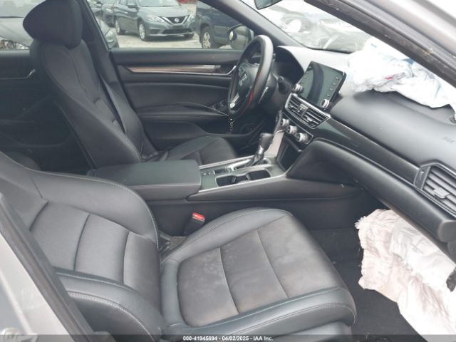 1HGCV1F36KA070719 Honda Accord Sport