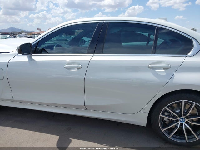 3MW5P7J03N8C32479 BMW 3 Series 330e