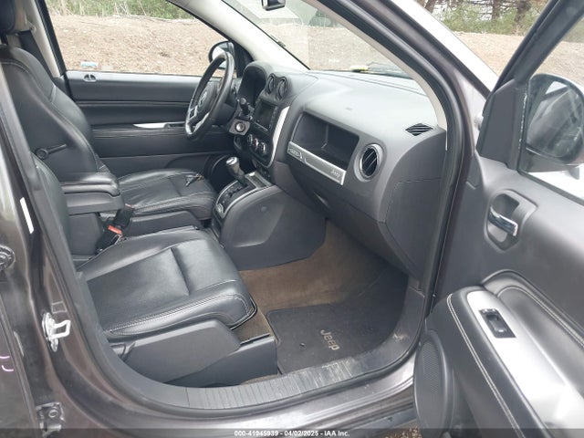 1C4NJDEB1HD139854 Jeep Compass High Altitude 4x4