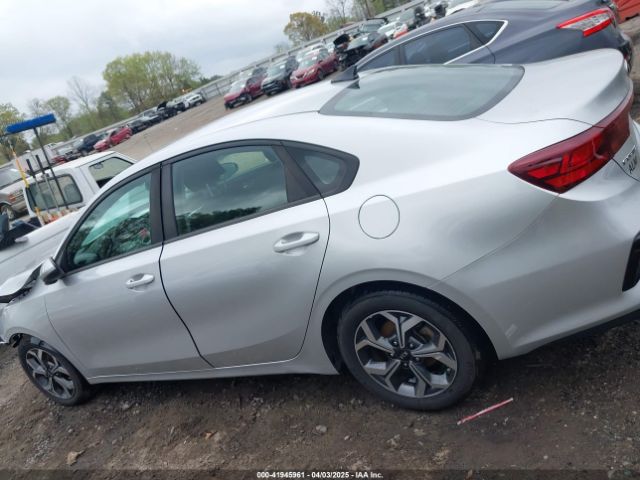 3KPF24AD0KE128438 KIA Forte Lxs