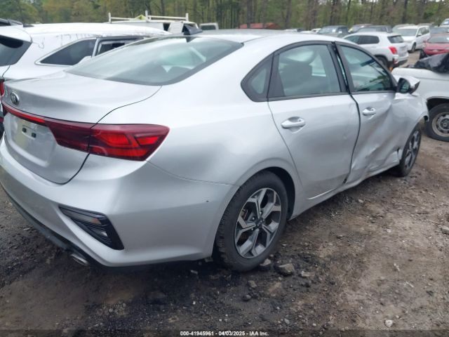 3KPF24AD0KE128438 KIA Forte Lxs