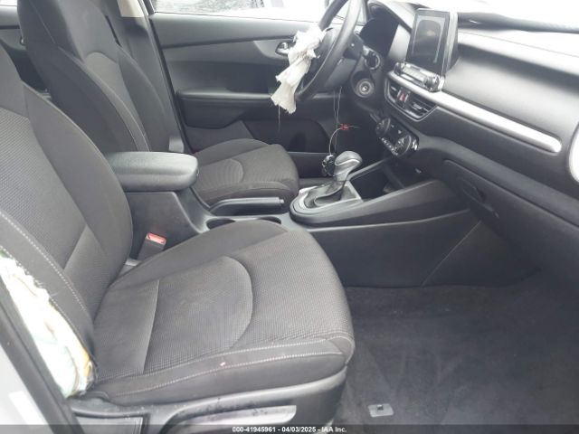 3KPF24AD0KE128438 KIA Forte Lxs