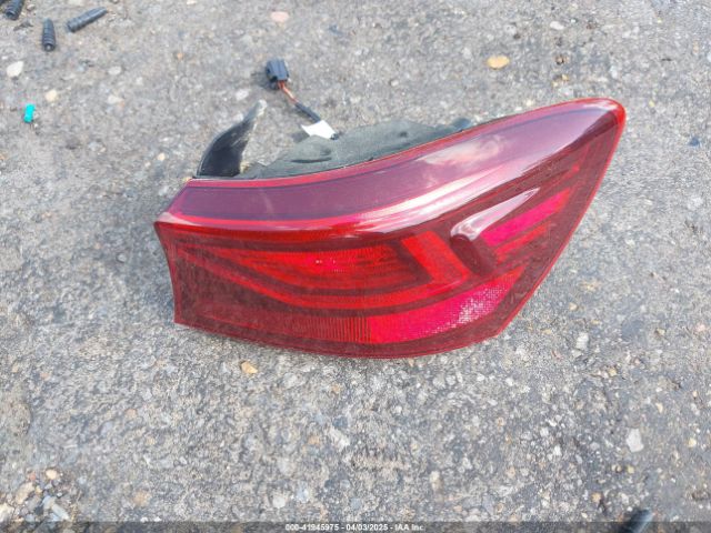 3KPF34AD9KE028108 KIA FORTE S