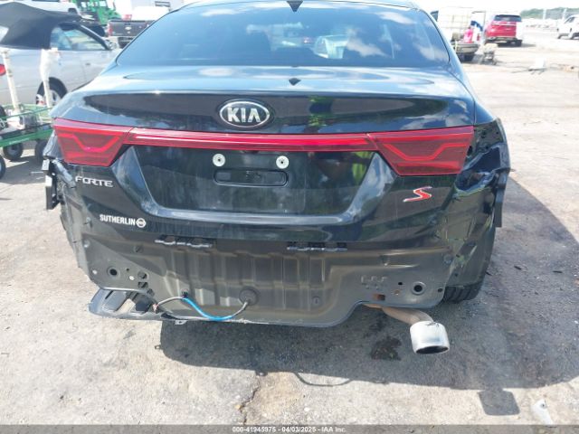 3KPF34AD9KE028108 KIA FORTE S