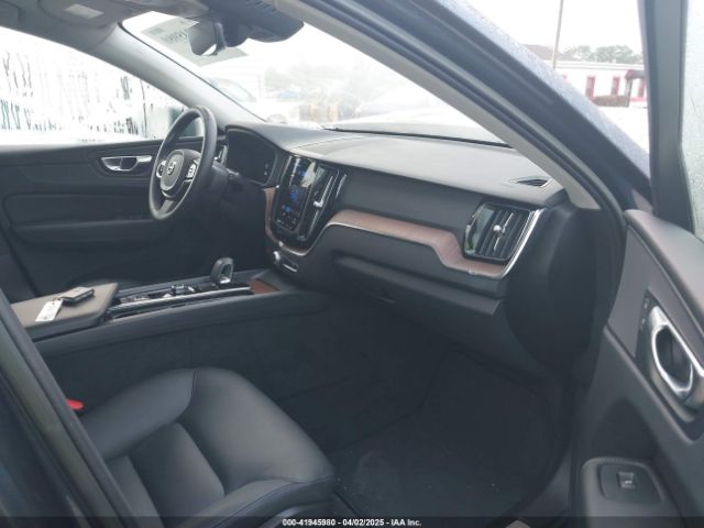 2023 VOLVO XC60 YV4L12RN4P1375945 Photo 4