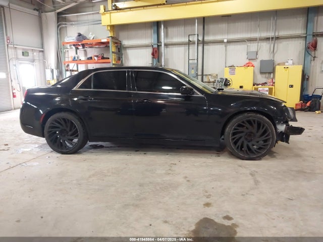 Chrysler 300 2015 2C3CCAAG3FH859176 Image 14