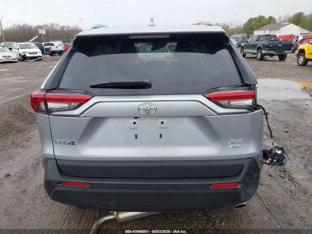 2T3A1RFV6SC503413 Toyota Rav4 Xle Premium