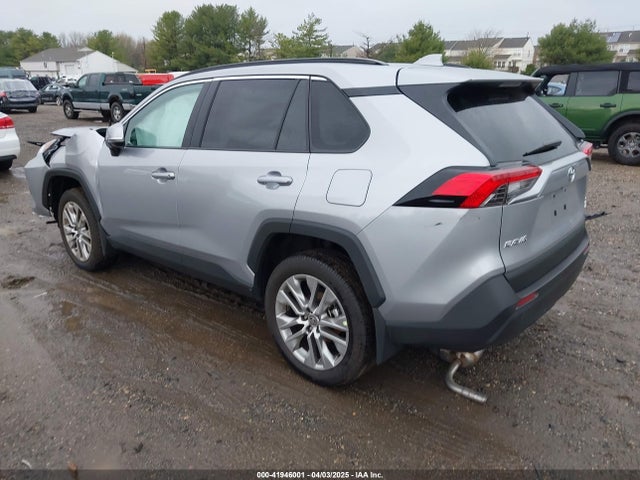 2T3A1RFV6SC503413 Toyota Rav4 Xle Premium
