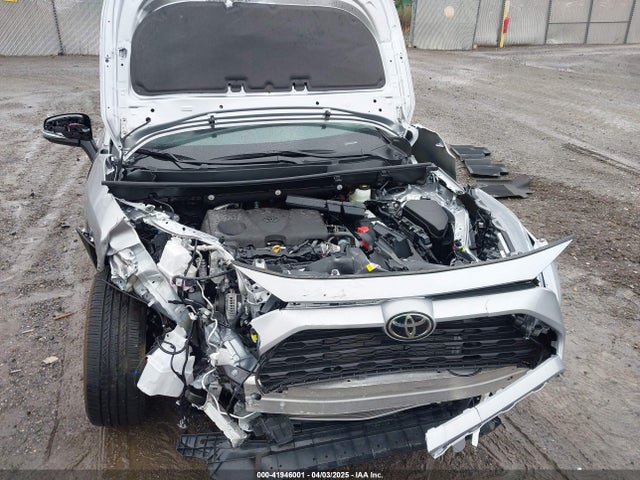 2T3A1RFV6SC503413 Toyota Rav4 Xle Premium