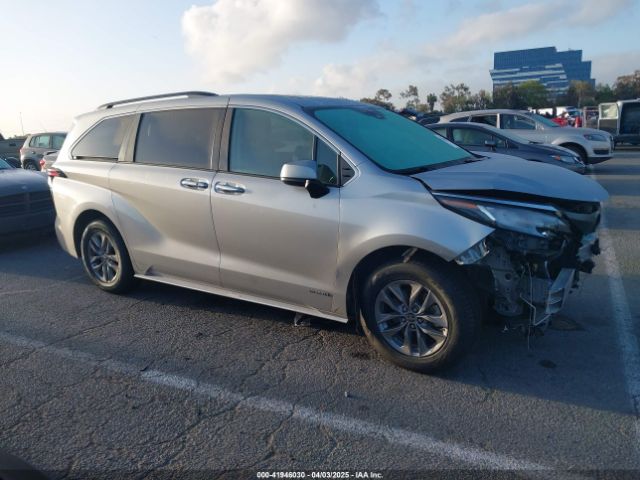 5TDYRKEC2MS074448 Toyota SIENNA XLE
