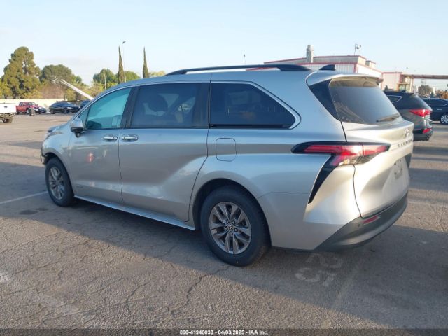 5TDYRKEC2MS074448 Toyota SIENNA XLE