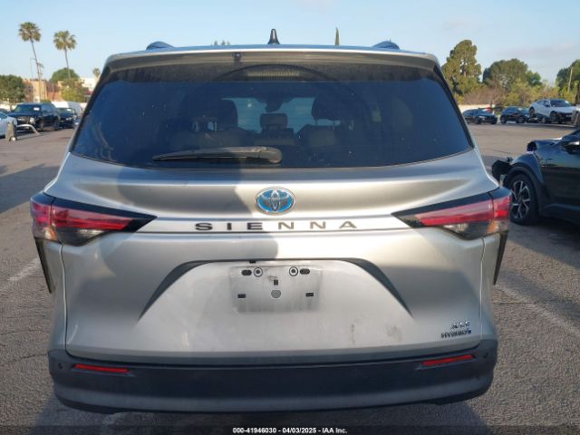 5TDYRKEC2MS074448 Toyota SIENNA XLE