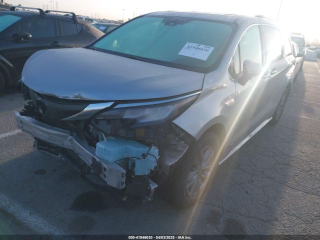 5TDYRKEC2MS074448 Toyota SIENNA XLE
