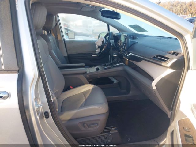 5TDYRKEC2MS074448 Toyota SIENNA XLE