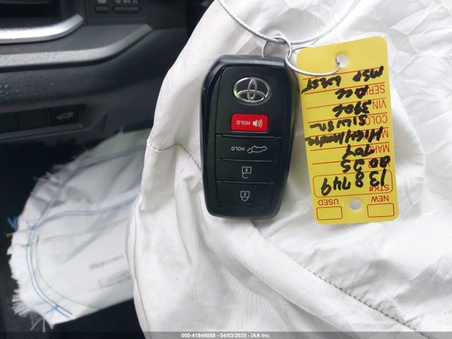 5TDAAAB5XSS073926 Toyota Grand Highlander Xle