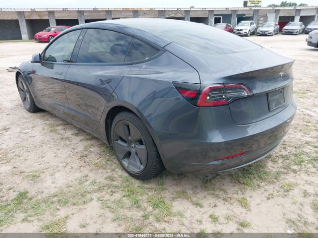 2022 TESLA MODEL 3 5YJ3E1EA7NF352930 Photo 2