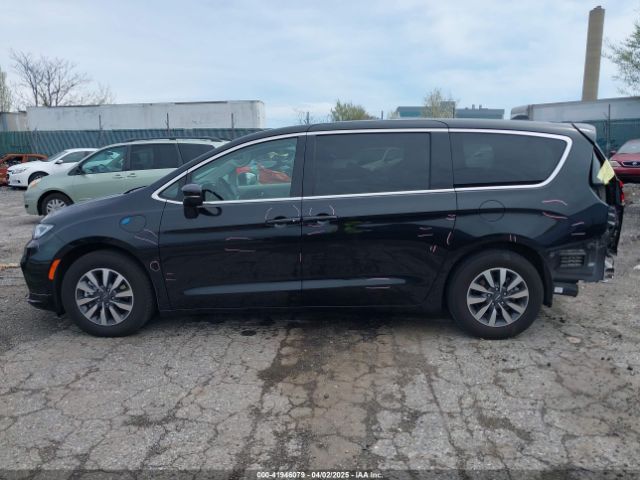 2C4RC1L70PR575342 Chrysler Pacifica Hybrid Touring L