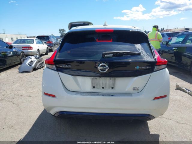 1N4BZ1CP1KC313241 Nissan Leaf Sv Plus