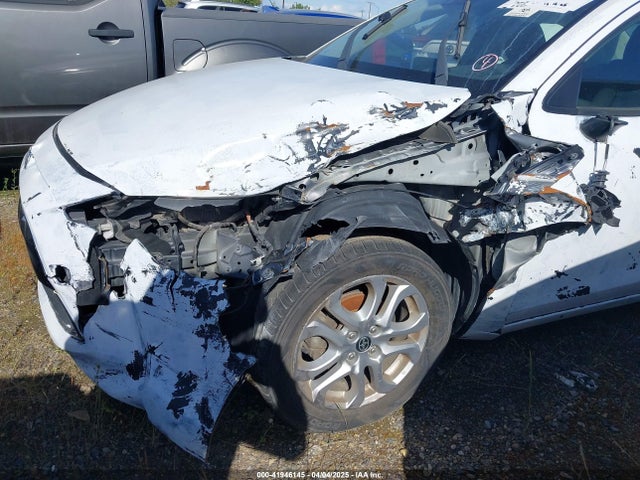 3MYDLBZV0GY130042 Scion p5v
