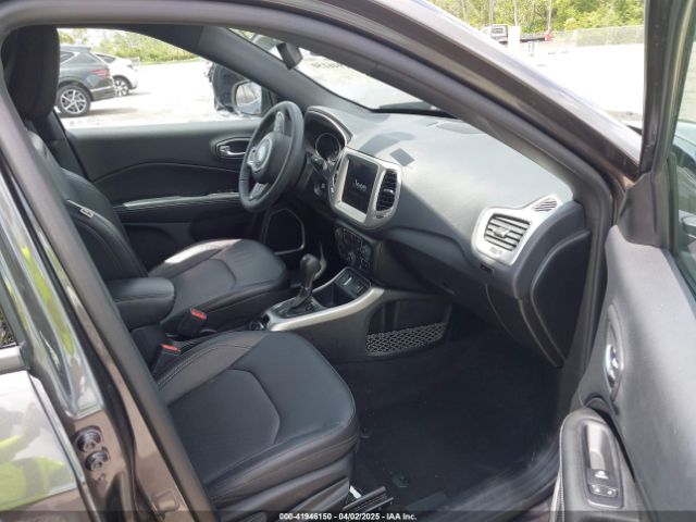 3C4NJCEB6MT581320 Jeep Compass 80th Anniversary Fwd