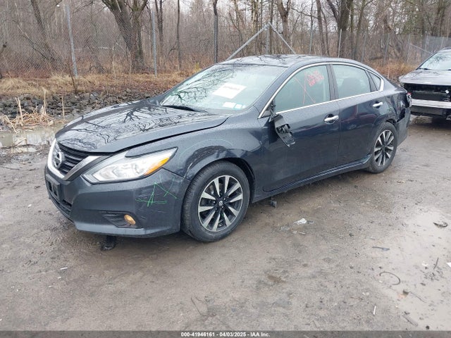 1N4AL3AP5JC144092 Nissan Altima 2.5 Sv