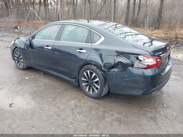1N4AL3AP5JC144092 Nissan Altima 2.5 Sv