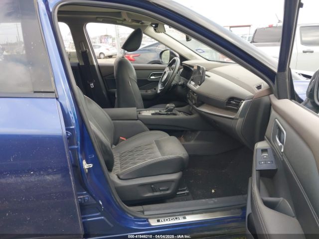 JN8AT3DC6MW103531 Nissan Rogue Platinum Fwd
