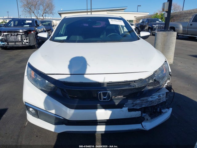 Honda CIVIC EX 2019 2HGFC3B38KH357484 Image 12
