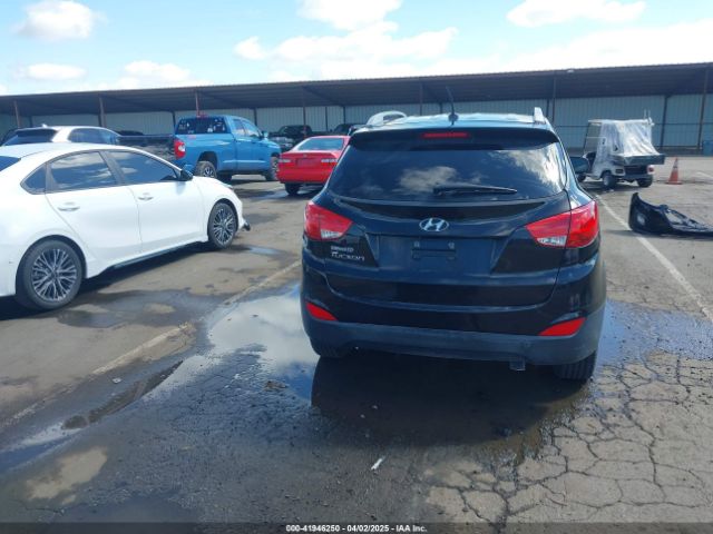 KM8JU3AG9FU100505 Hyundai TUCSON SE