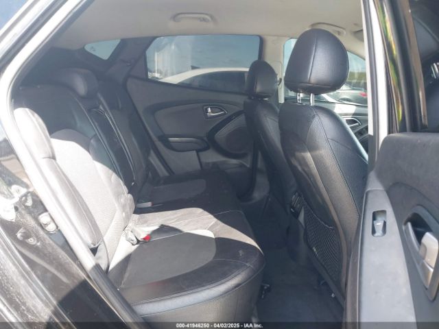 KM8JU3AG9FU100505 Hyundai TUCSON SE