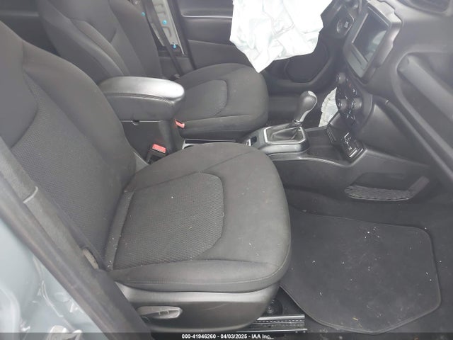 ZACCJABB9JPH54315 Jeep Renegade Altitude Fwd