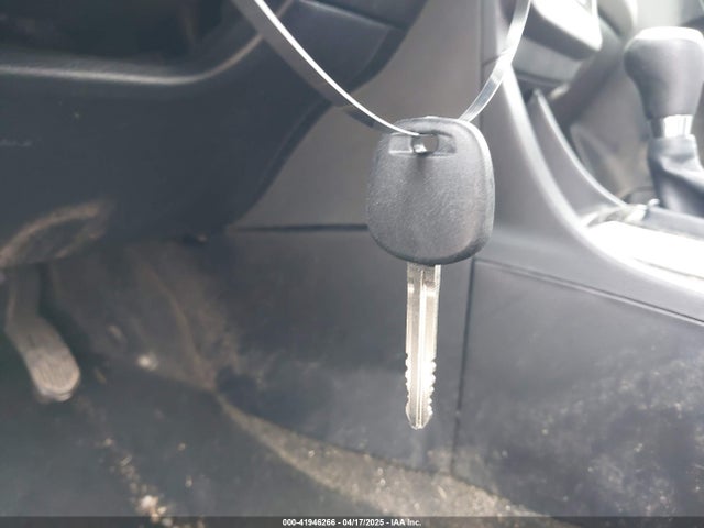2T1BPRHE2FC460963 Toyota Corolla Le Eco Plus
