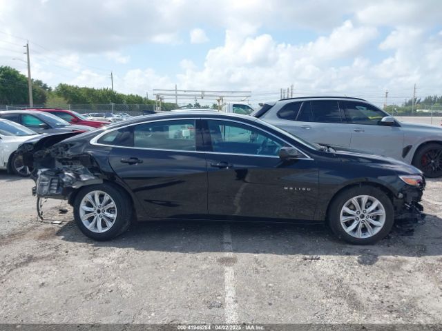 1G1ZD5ST4NF103208 Chevrolet Malibu Fwd Lt