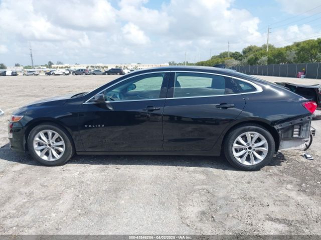 1G1ZD5ST4NF103208 Chevrolet Malibu Fwd Lt
