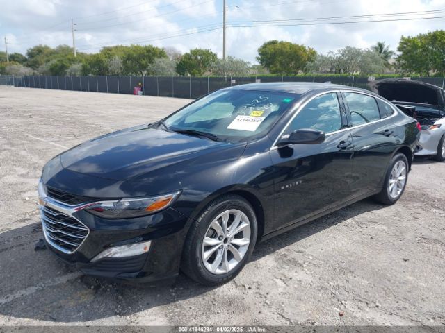 1G1ZD5ST4NF103208 Chevrolet Malibu Fwd Lt