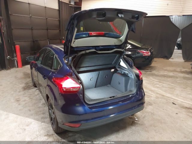 1FADP3K27GL357008 Ford FOCUS SE
