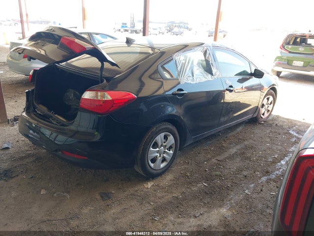 KNAFK4A6XG5605684 KIA FORTE LX