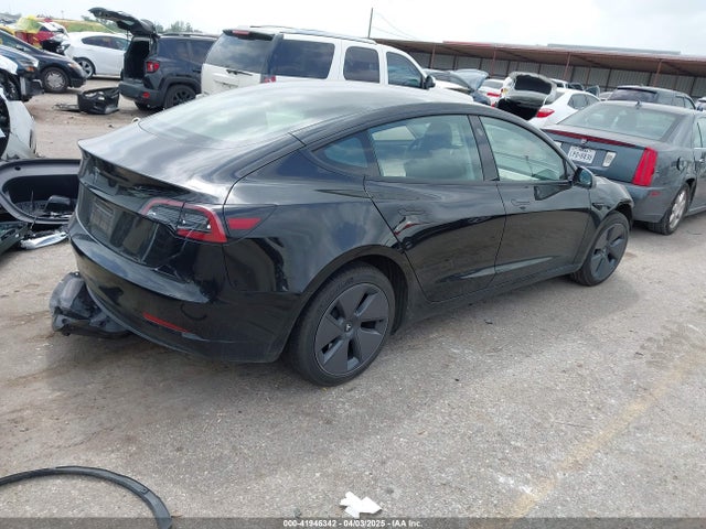 2023 TESLA MODEL 3 5YJ3E1EA5PF677238 Photo 3