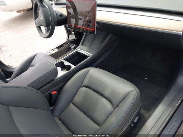 2023 TESLA MODEL 3 5YJ3E1EA5PF677238 Photo 4